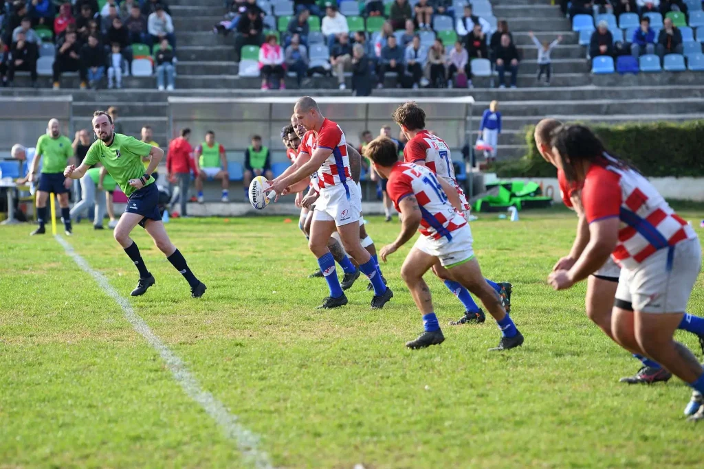 Nik Jurišić - početni udarac